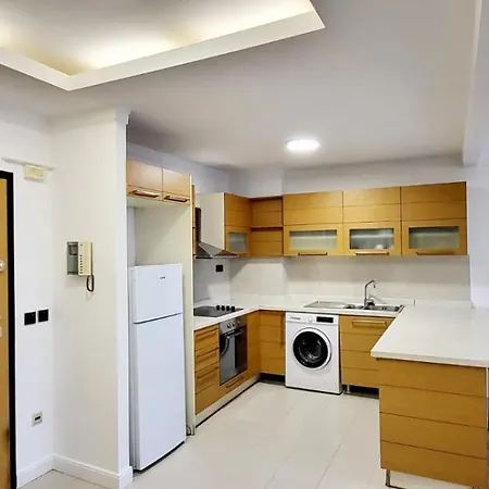 Studio M64 Apartment